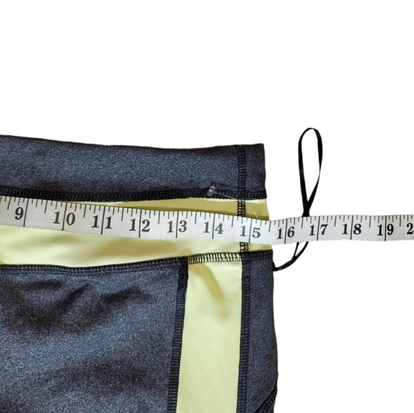 90 Degree by Reflex capri leggings M - Picture 3 of 5